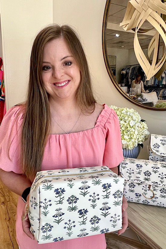 HAMPTONS FLORAL Luxe Cosmetic Bag Everyday with Chambray Pinstripe Liner main image 1